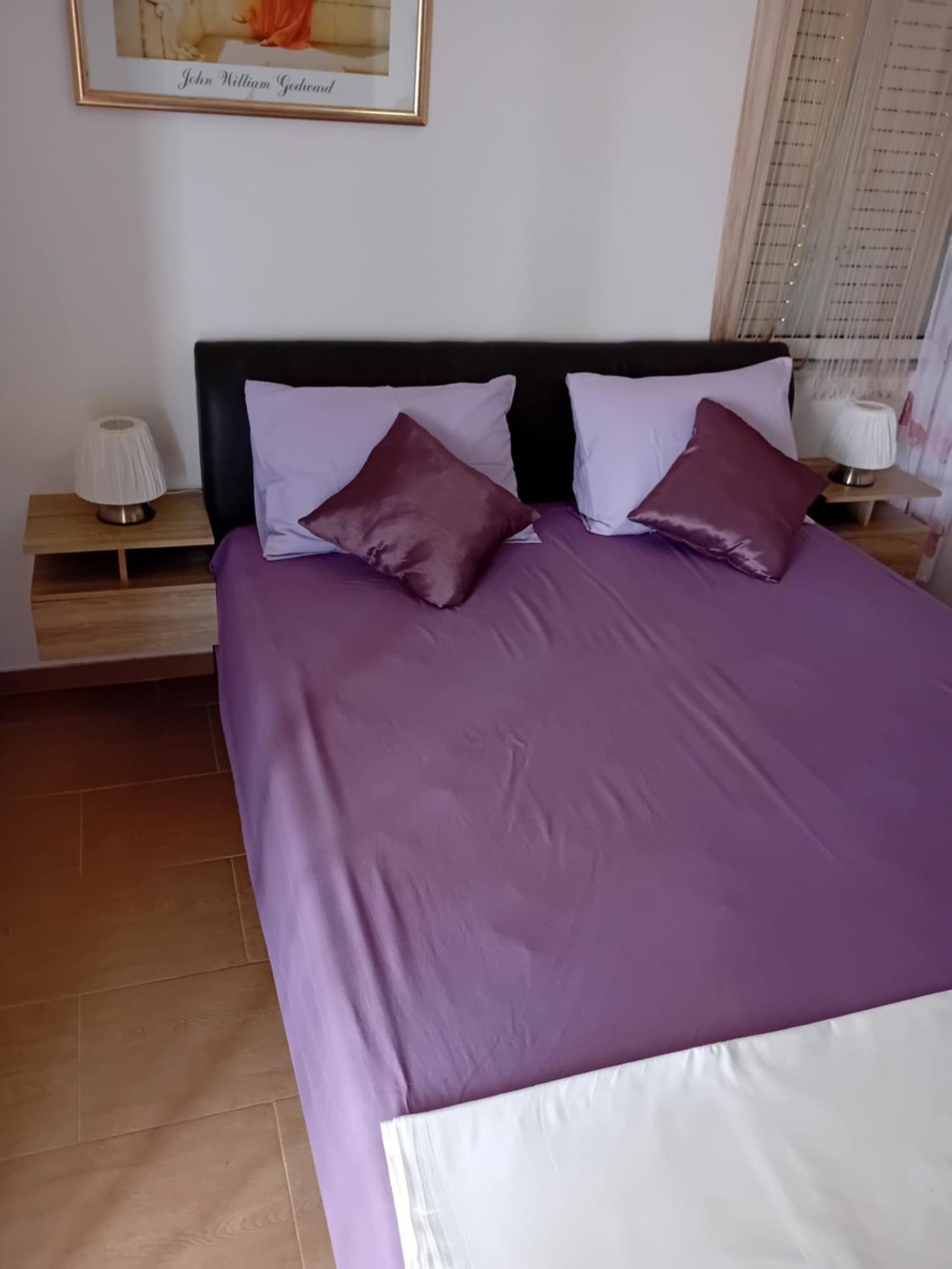 Apatmani Peternel Appartement Vir Buitenkant foto