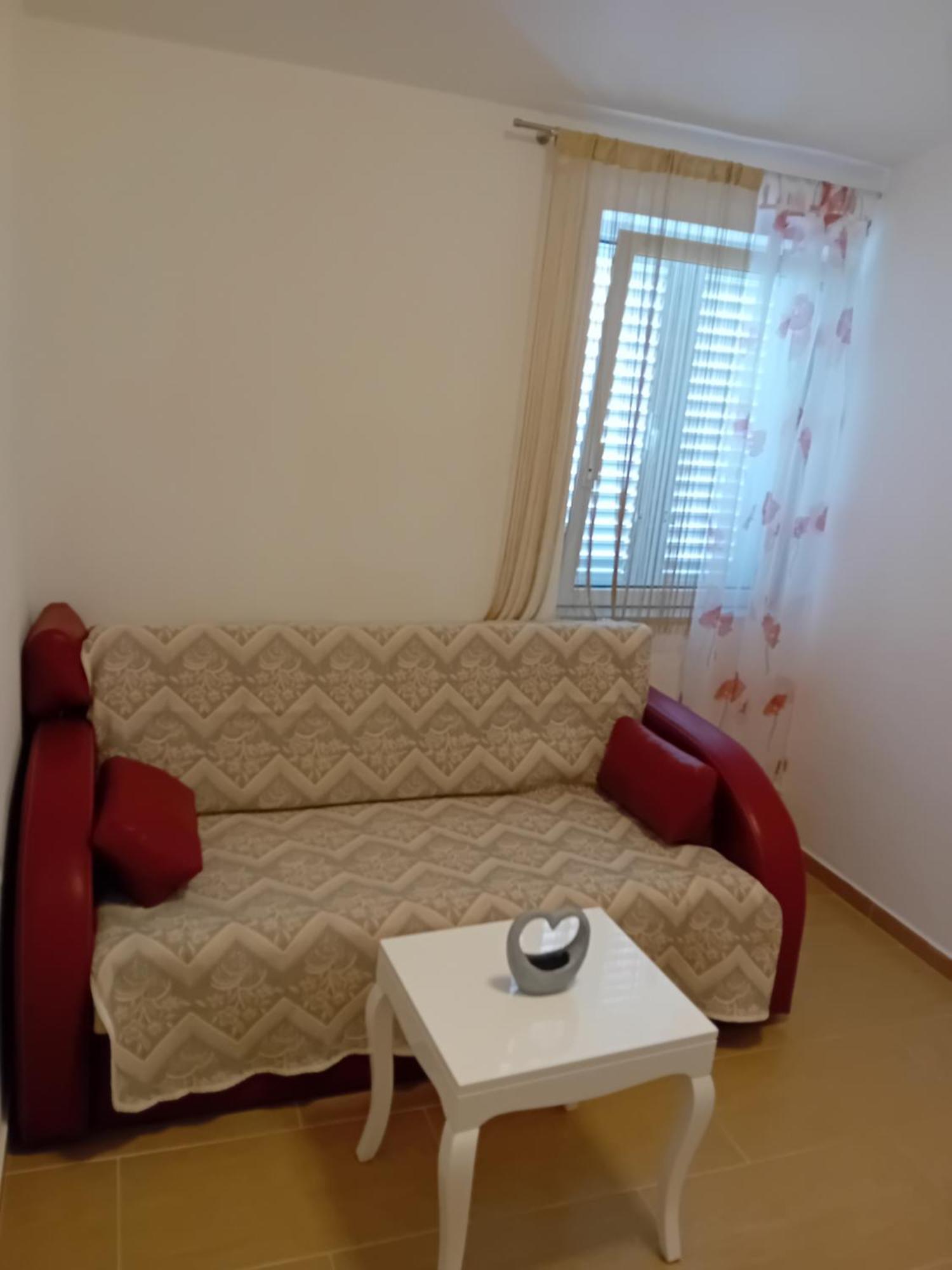 Apatmani Peternel Appartement Vir Buitenkant foto